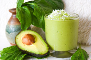 Read more about the article Glow Up Green Smoothie